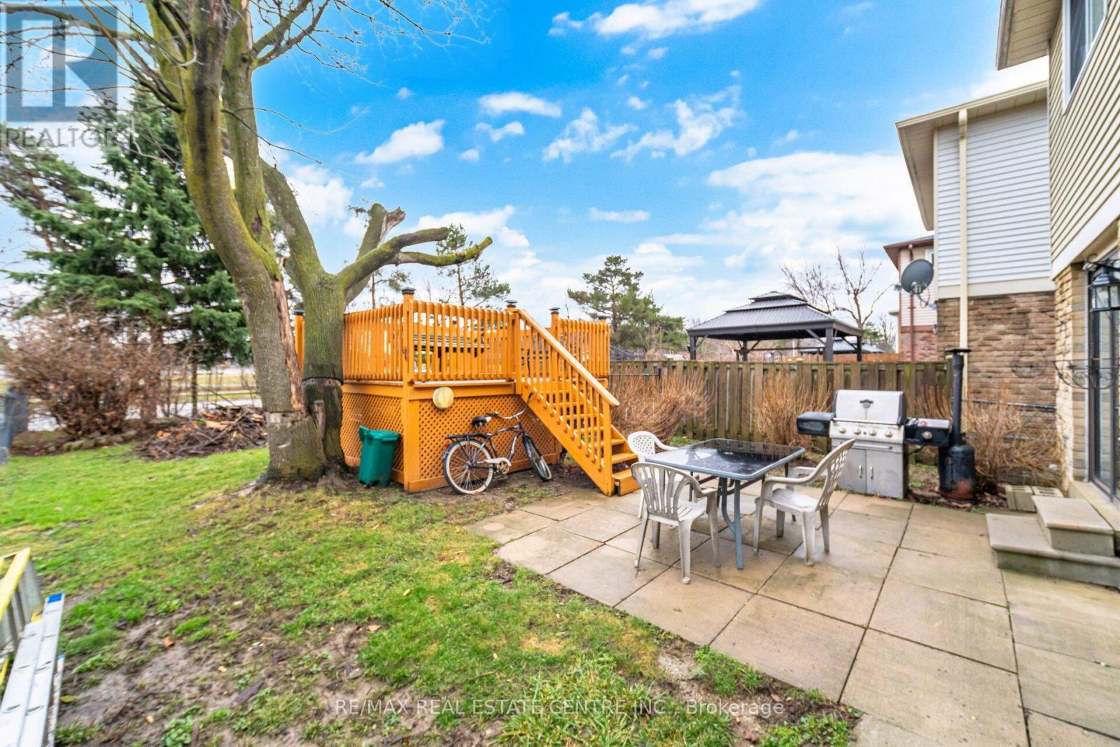 32 Dafoe Crescent, Brampton, Ontario  L6Y 2L2 - Photo 44 - W12959586