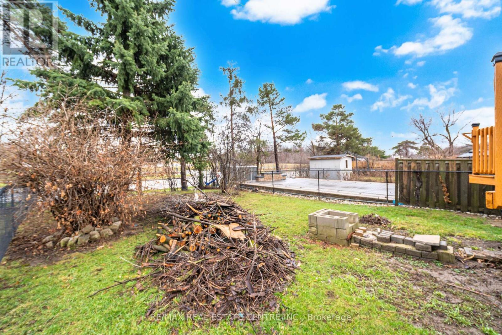 32 Dafoe Crescent, Brampton, Ontario  L6Y 2L2 - Photo 46 - W12959586