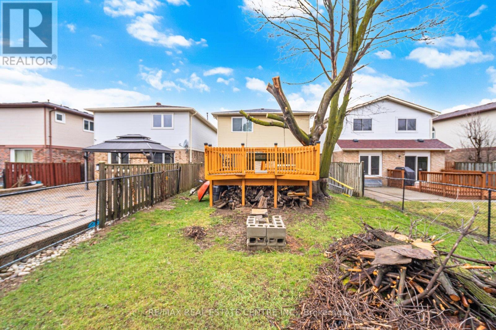 32 Dafoe Crescent, Brampton, Ontario  L6Y 2L2 - Photo 48 - W12959586