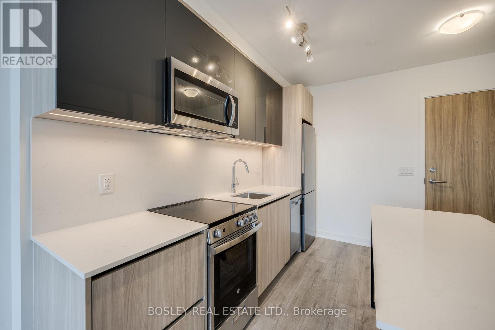 416 - 3100 Keele Street, Toronto, Ontario  M3M 2H4 - Photo 10 - W12959640