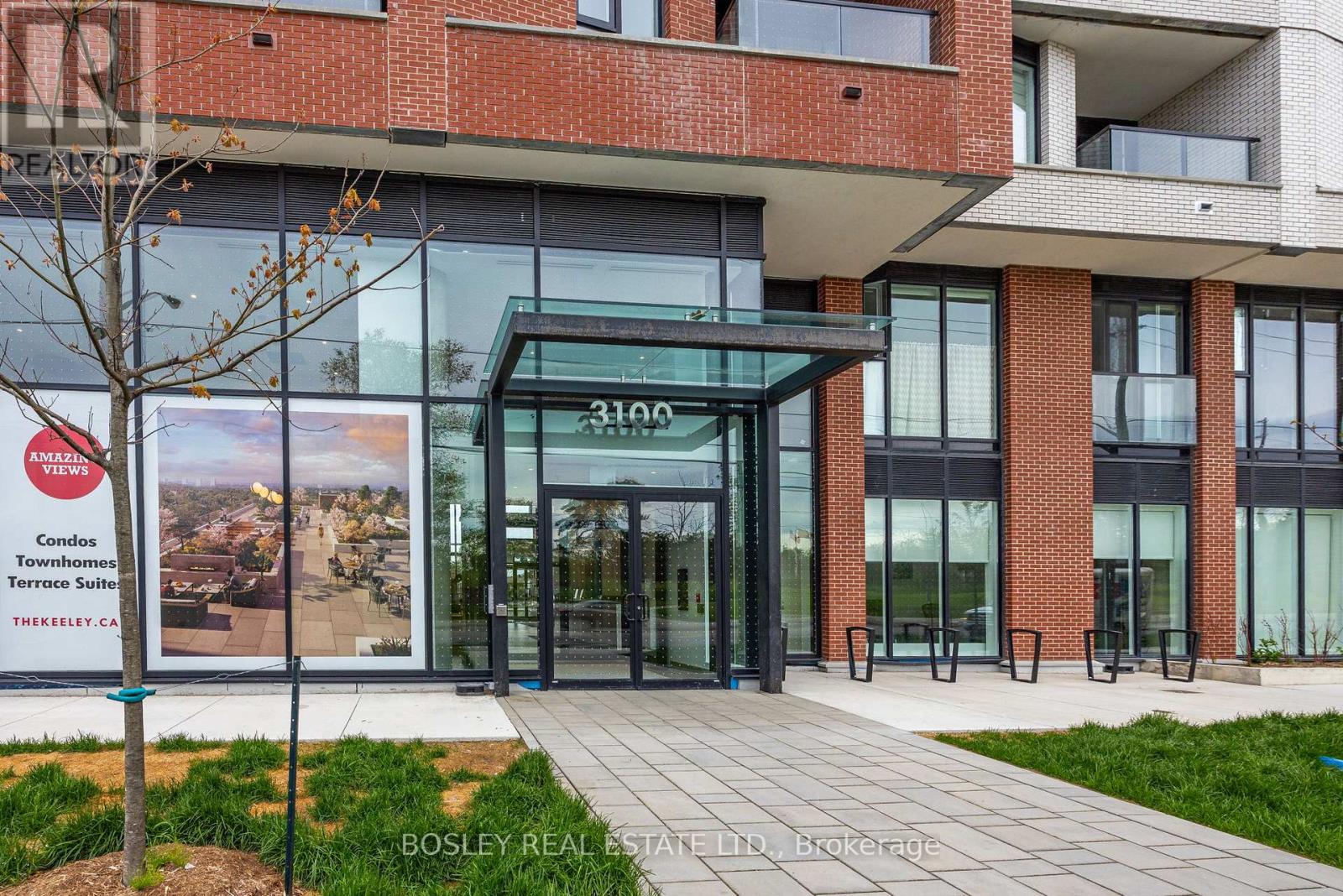 416 - 3100 Keele Street, Toronto, Ontario  M3M 2H4 - Photo 4 - W12959640