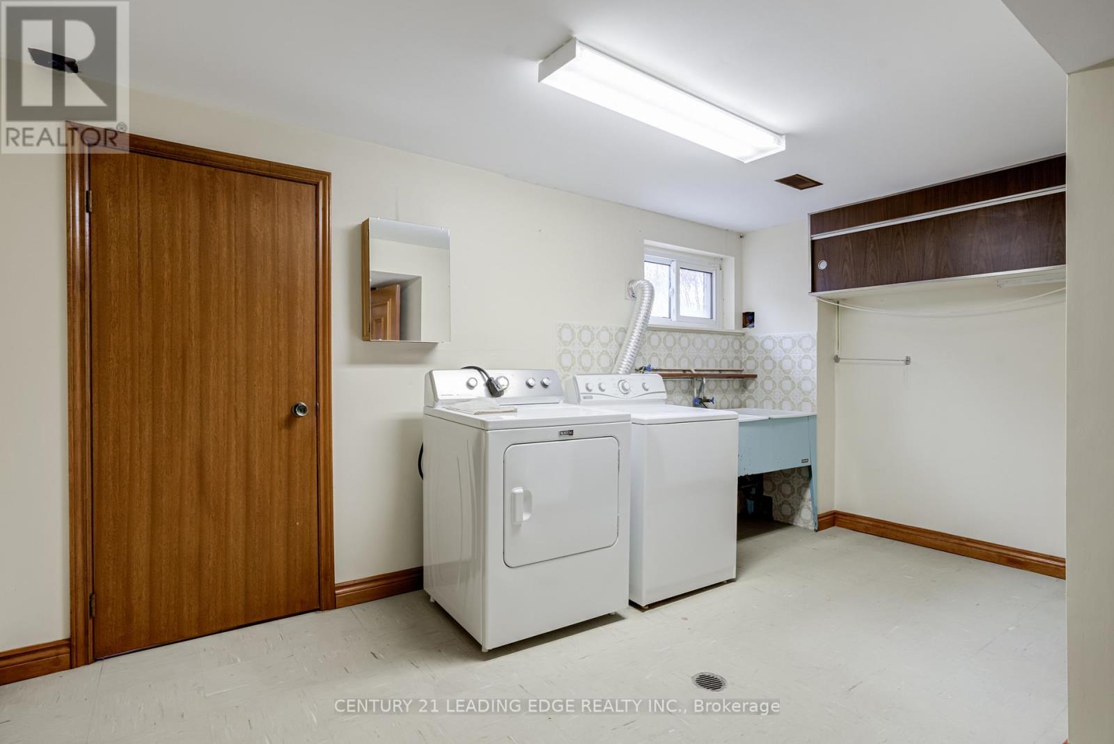 704 Hillman Crescent, Mississauga, Ontario  L4Y 2J2 - Photo 33 - W12959656