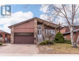 704 HILLMAN CRESCENT, Mississauga, Ontario