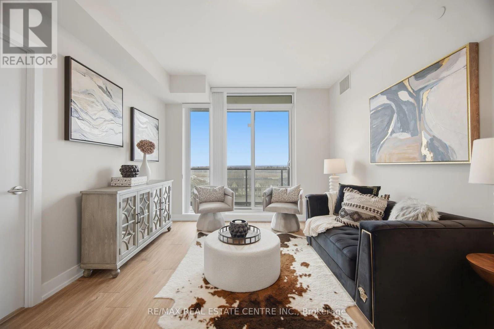 901 - 215 Veterans Drive, Brampton, Ontario  L7A 5L6 - Photo 6 - W12959674