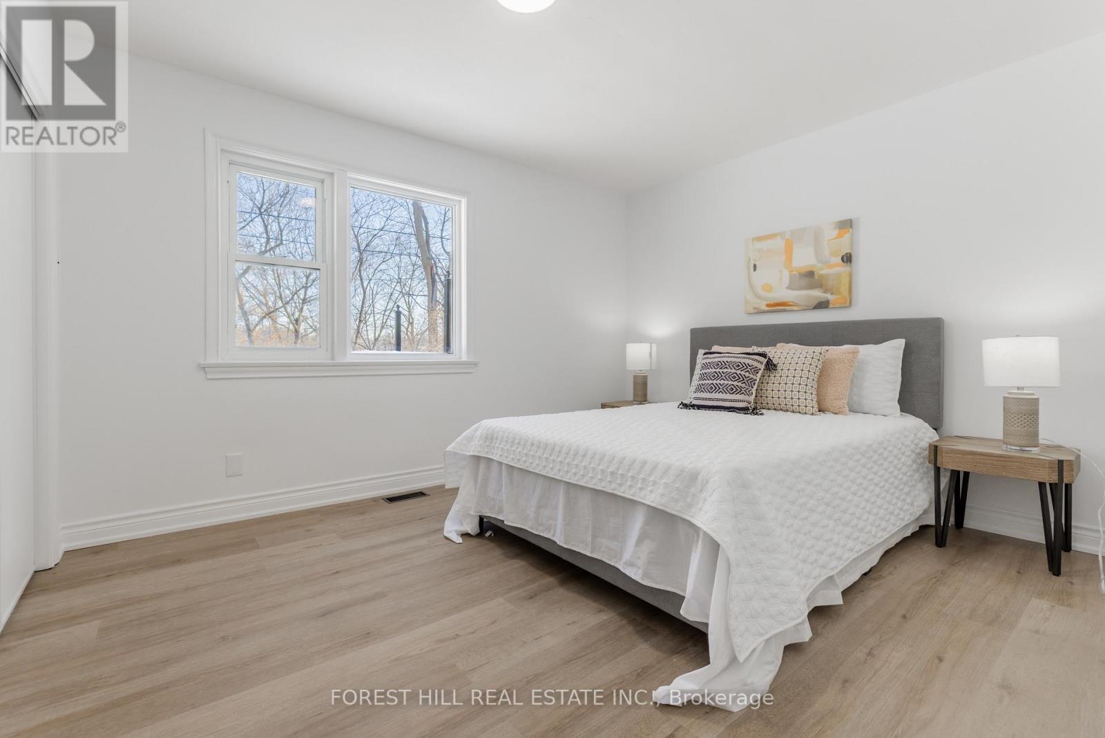 37 Farmcote Road, Toronto, Ontario  M3B 2Z6 - Photo 26 - C12754114