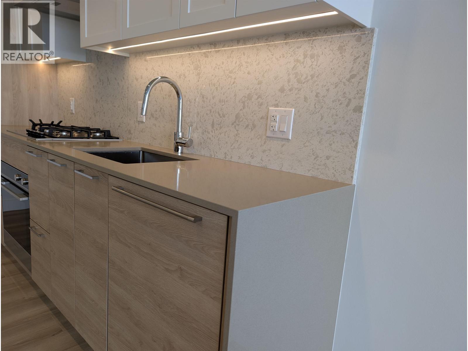 505 2381 Beta Avenue, Burnaby, British Columbia  V5C 0K2 - Photo 5 - R3106997