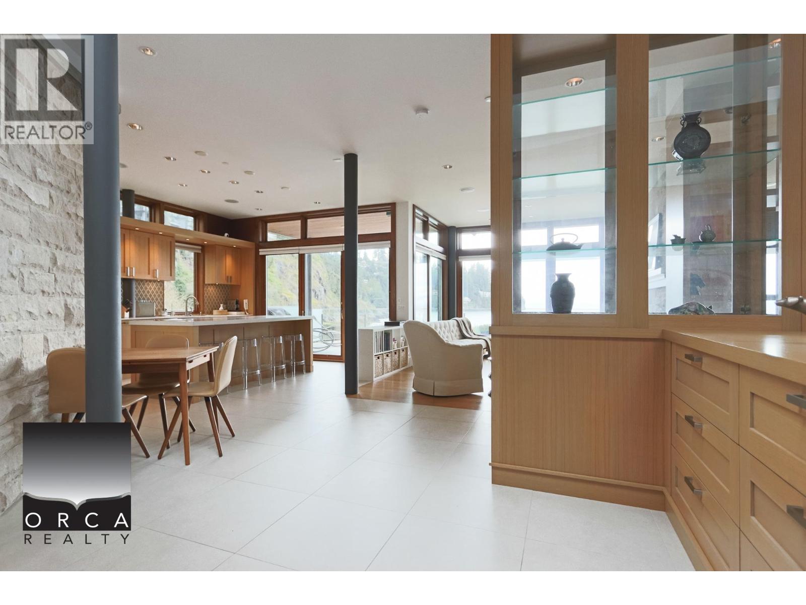 6780 Bachelor Bay Pl., West Vancouver, British Columbia  V7W 3B7 - Photo 10 - R3106999