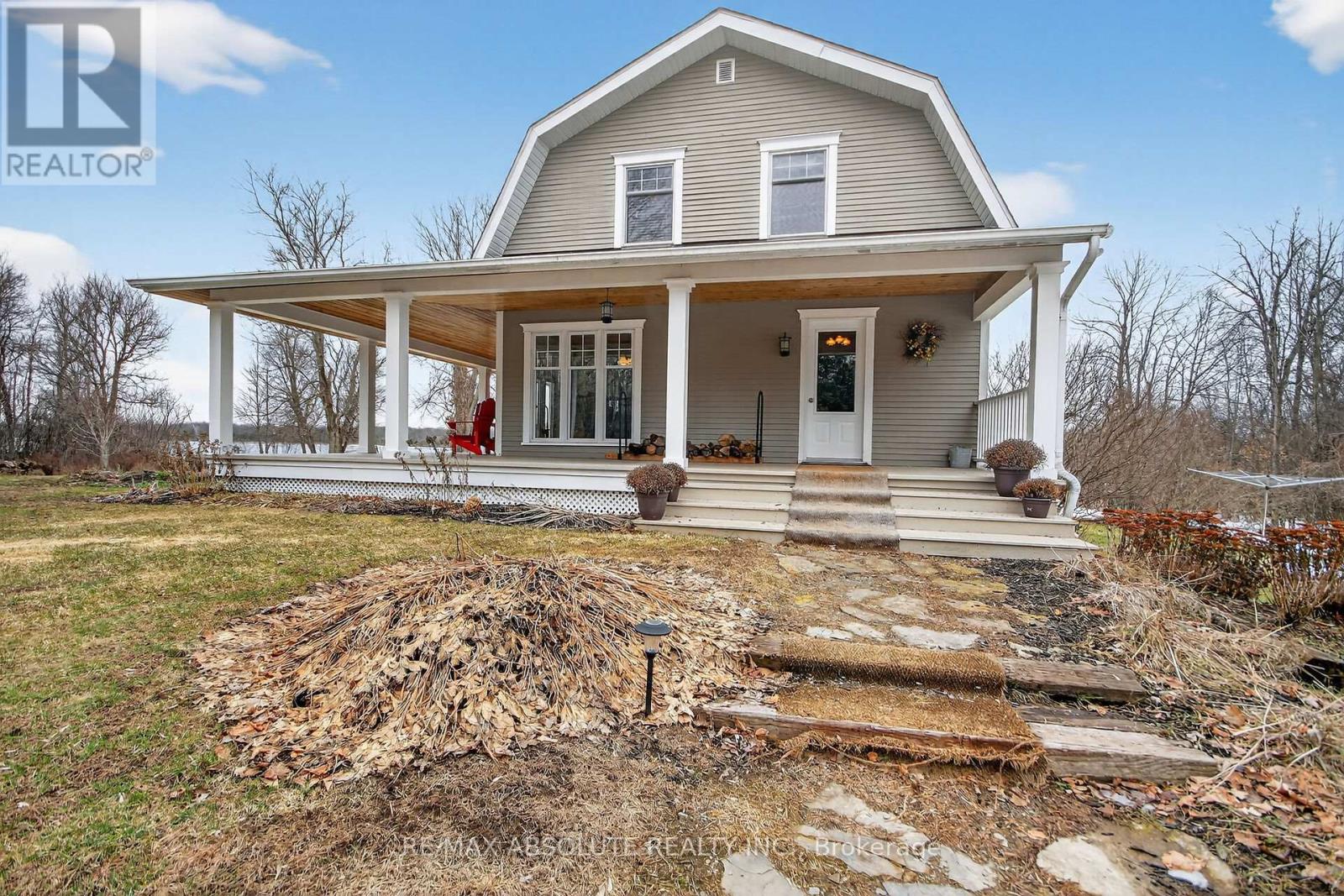 689 Rideau River Road, Montague, Ontario  K0G 1N0 - Photo 2 - X12957964