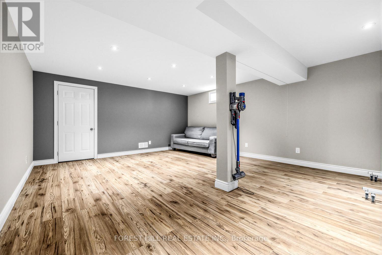 49 Seaton Drive, Aurora, Ontario  L4G 3W9 - Photo 30 - N12880694