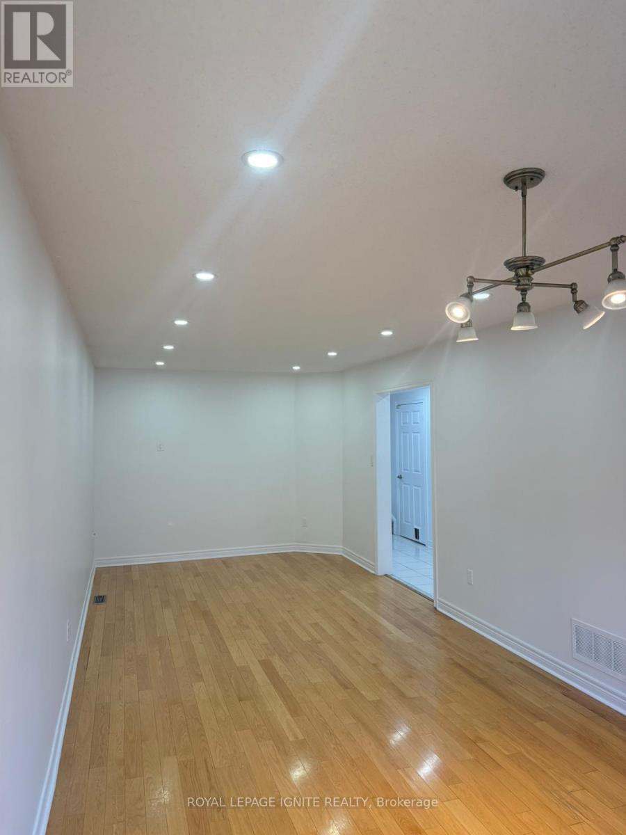 3 Todmorden Drive, Brampton, Ontario  L7A 1M5 - Photo 26 - W12952868