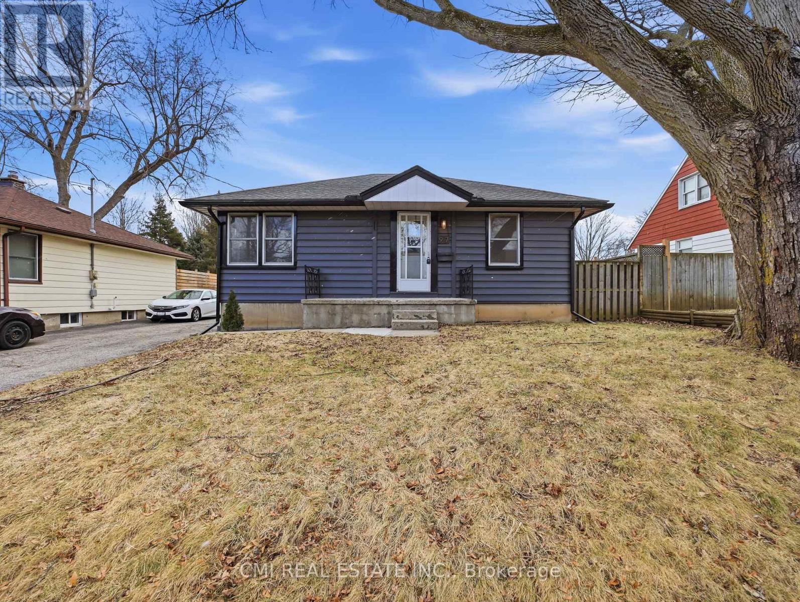 97 Stewart Avenue, Cambridge, Ontario  N1R 2V1 - Photo 2 - X12959612