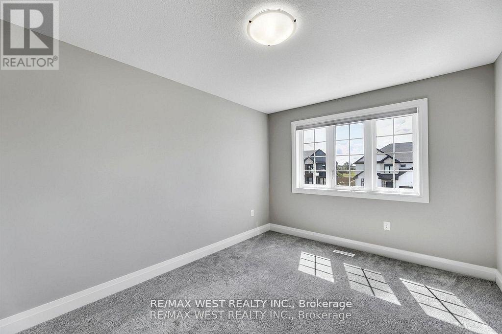 25 Greenbrier Ridge, Thames Centre, Ontario  N0L 1G2 - Photo 19 - X12959678