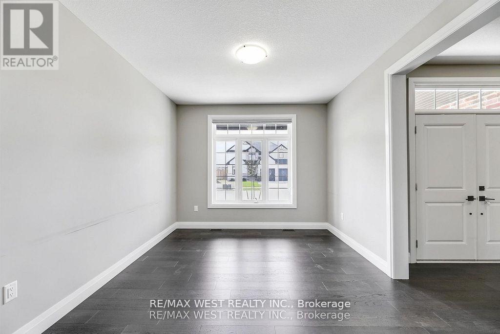 25 Greenbrier Ridge, Thames Centre, Ontario  N0L 1G2 - Photo 2 - X12959678