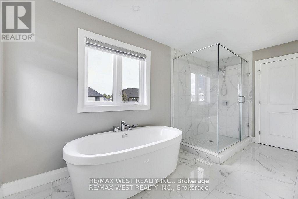 25 Greenbrier Ridge, Thames Centre, Ontario  N0L 1G2 - Photo 27 - X12959678