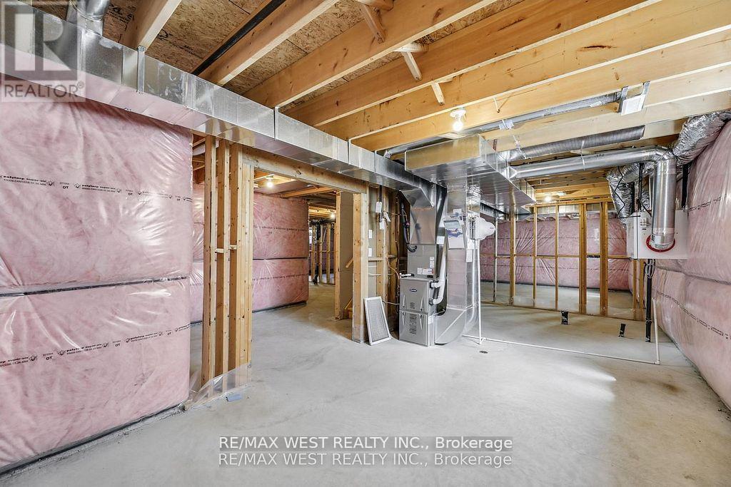 25 Greenbrier Ridge, Thames Centre, Ontario  N0L 1G2 - Photo 34 - X12959678