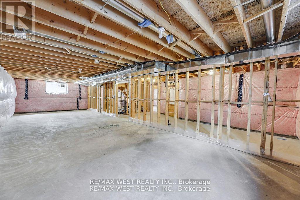 25 Greenbrier Ridge, Thames Centre, Ontario  N0L 1G2 - Photo 35 - X12959678