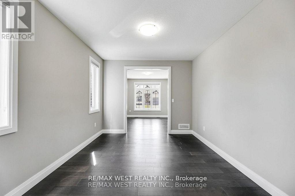 25 Greenbrier Ridge, Thames Centre, Ontario  N0L 1G2 - Photo 5 - X12959678