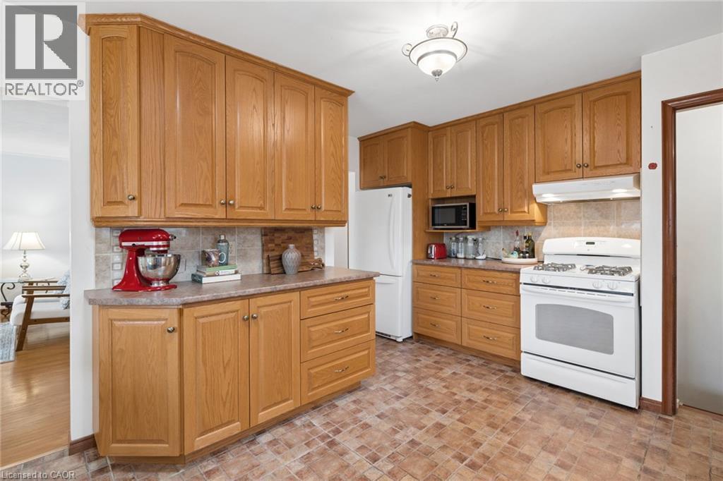 228 Kenneth Avenue, Kitchener, Ontario  N2A 1W4 - Photo 10 - 40817636