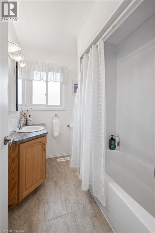 228 Kenneth Avenue, Kitchener, Ontario  N2A 1W4 - Photo 15 - 40817636