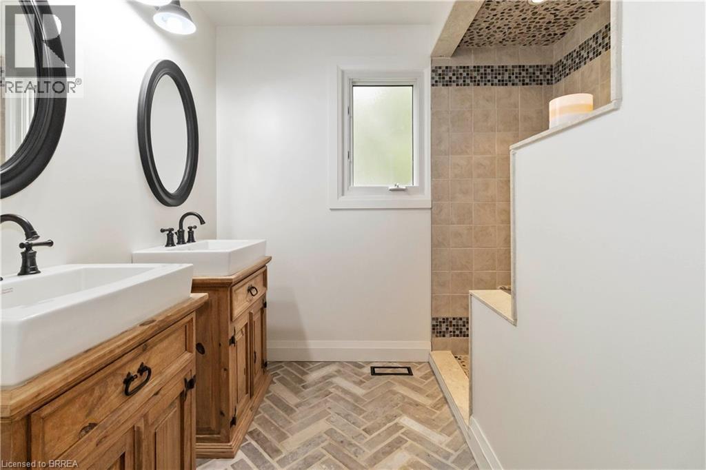 221 Old Onondaga Road E, Brantford, Ontario  N3T 5L4 - Photo 26 - 40806501