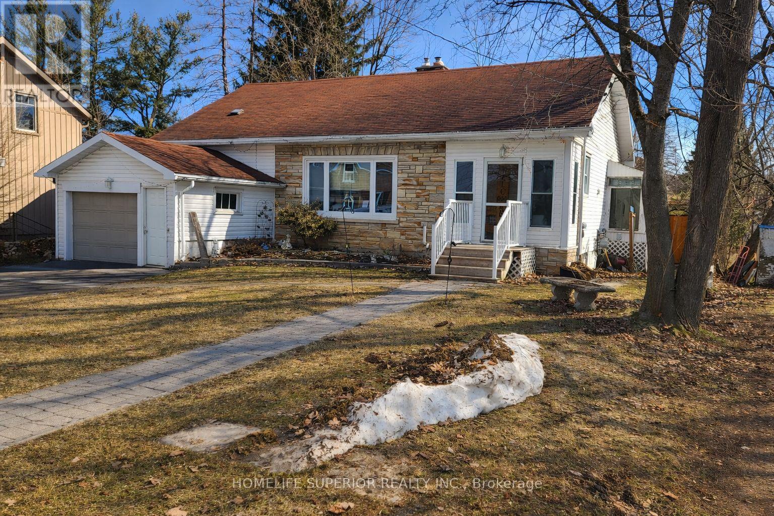 60 FORSYTH STREET W, Marmora and Lake, Ontario