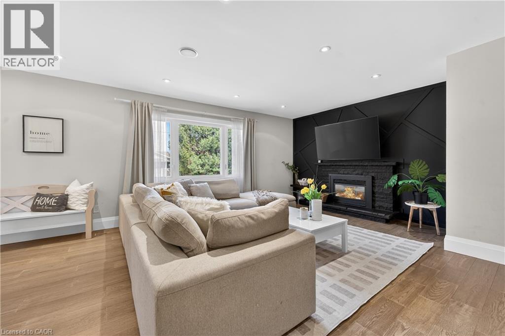 22 Hazelwood Avenue, Grimsby, Ontario  L3M 1K1 - Photo 7 - 40816472