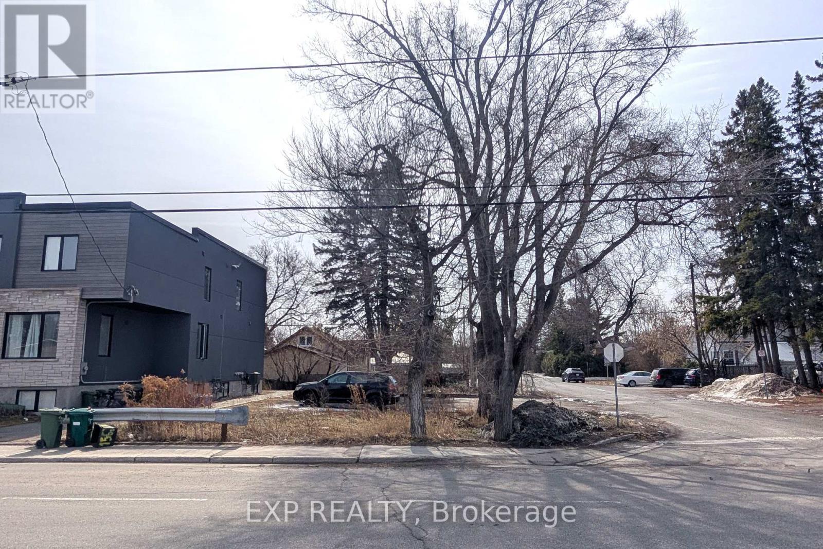 2 Pender Street, Ottawa, Ontario K2G 1J5 - Photo 4 - X12959736