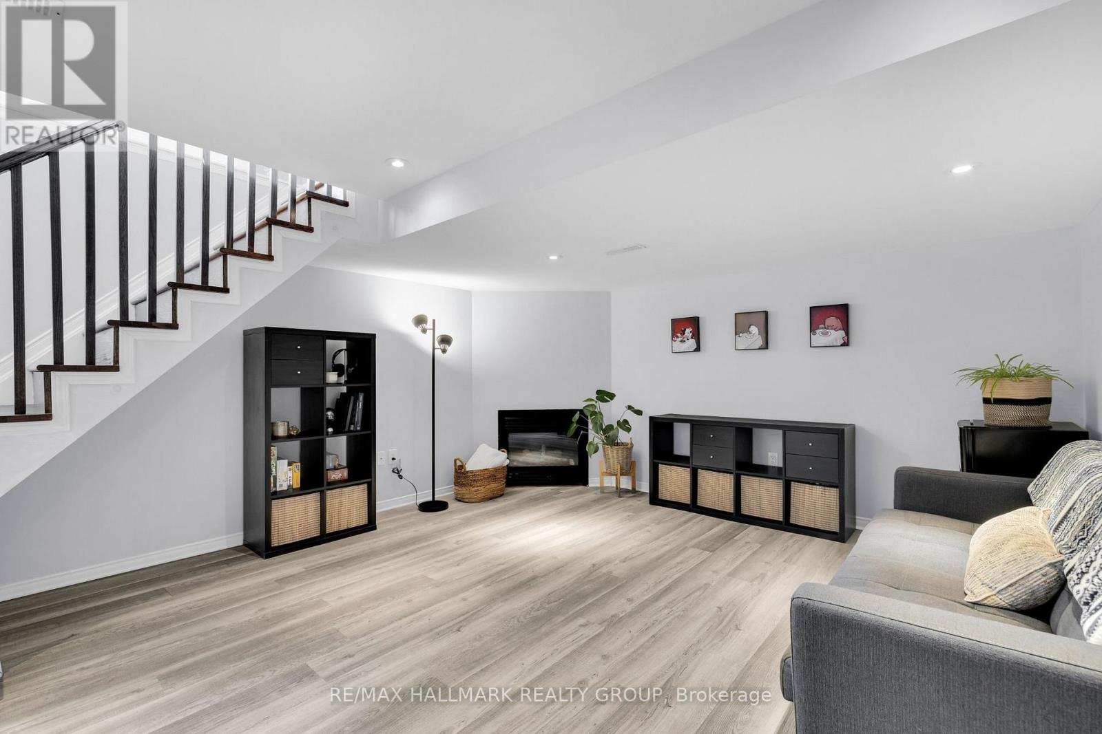 132 Laramie Crescent, Ottawa, Ontario  K2J 5Z8 - Photo 34 - X12959784