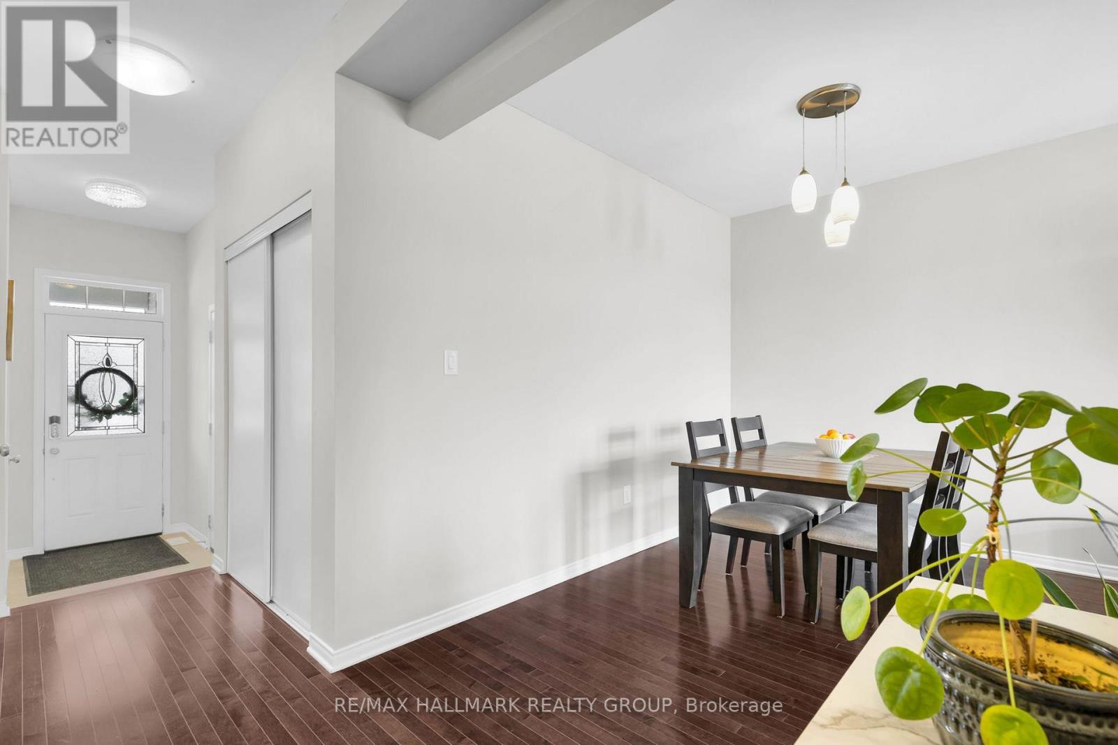 132 Laramie Crescent, Ottawa, Ontario  K2J 5Z8 - Photo 5 - X12959784