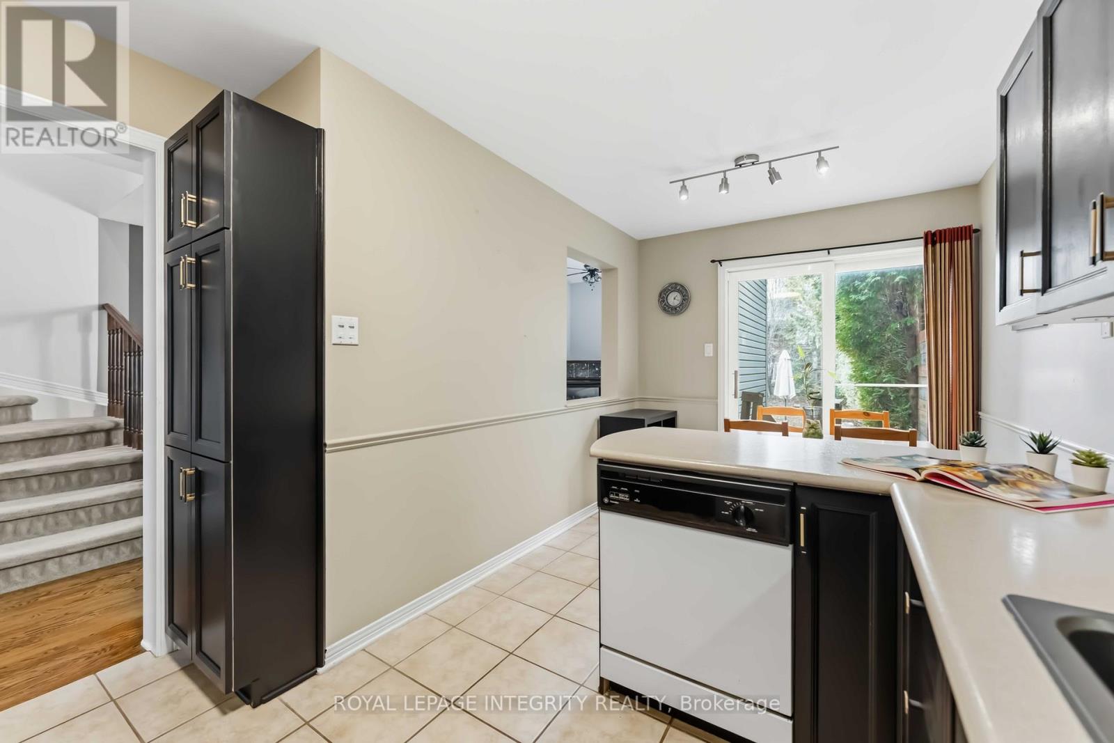 66 Eagleview Street, Ottawa, Ontario  K2M 2S3 - Photo 16 - X12959806