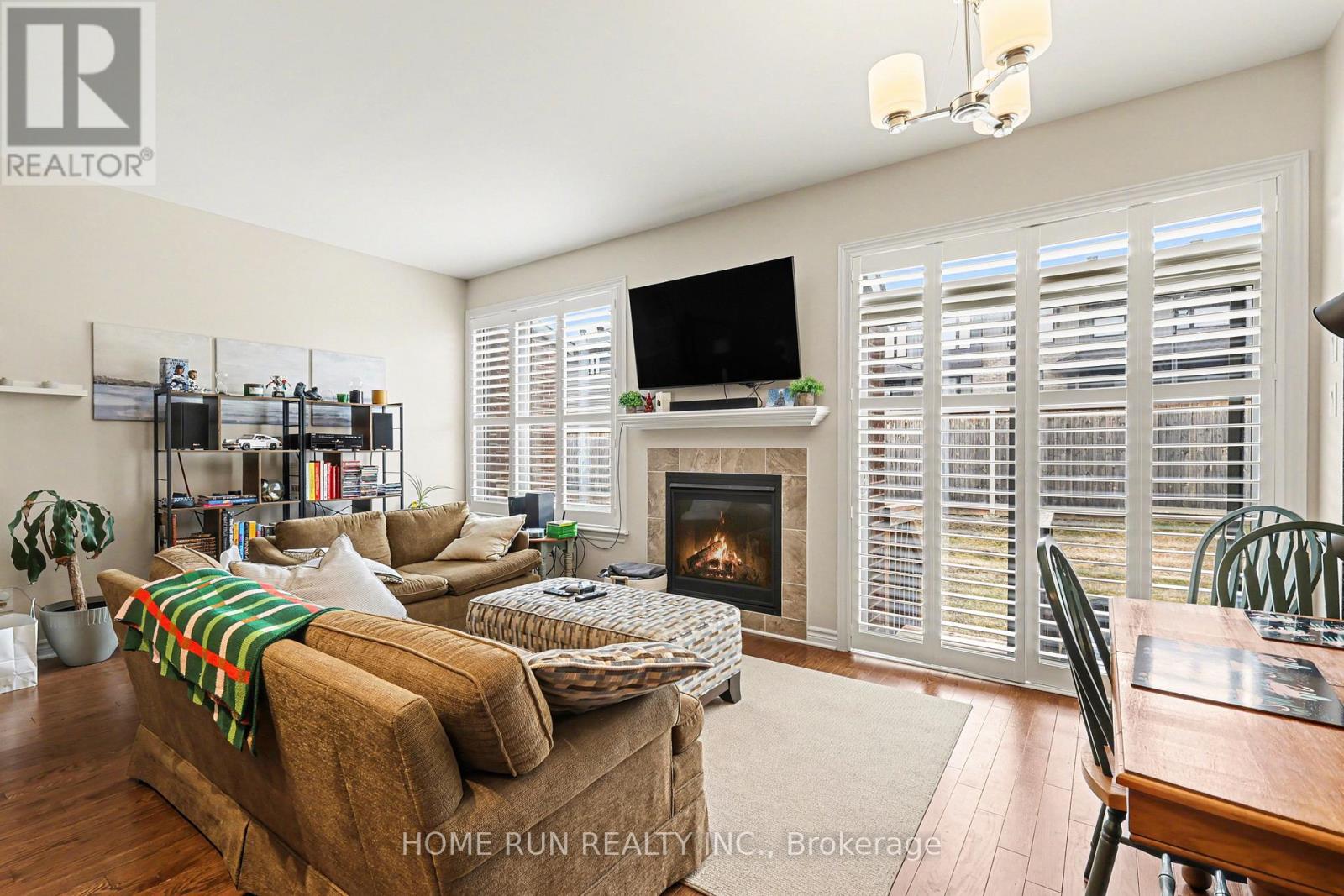 257 Dolce Crescent, Ottawa, Ontario  K1X 0B3 - Photo 4 - X12959870