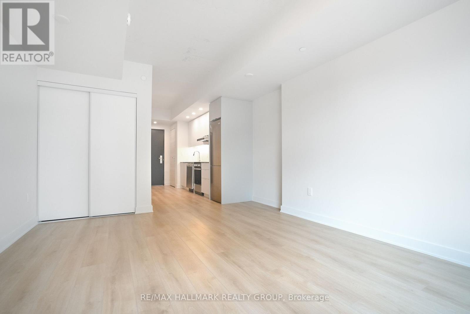 2308 - 199 Rideau Street, Ottawa, Ontario  K1N 0E9 - Photo 10 - X12959920