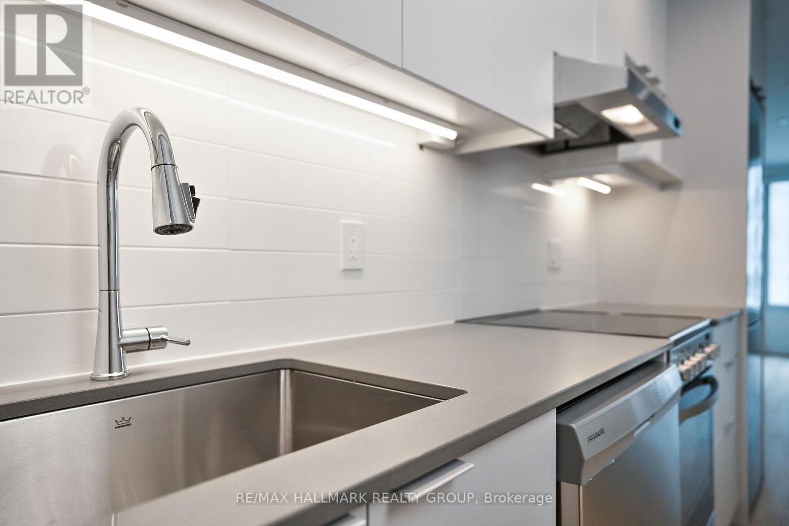 2308 - 199 Rideau Street, Ottawa, Ontario  K1N 0E9 - Photo 6 - X12959920