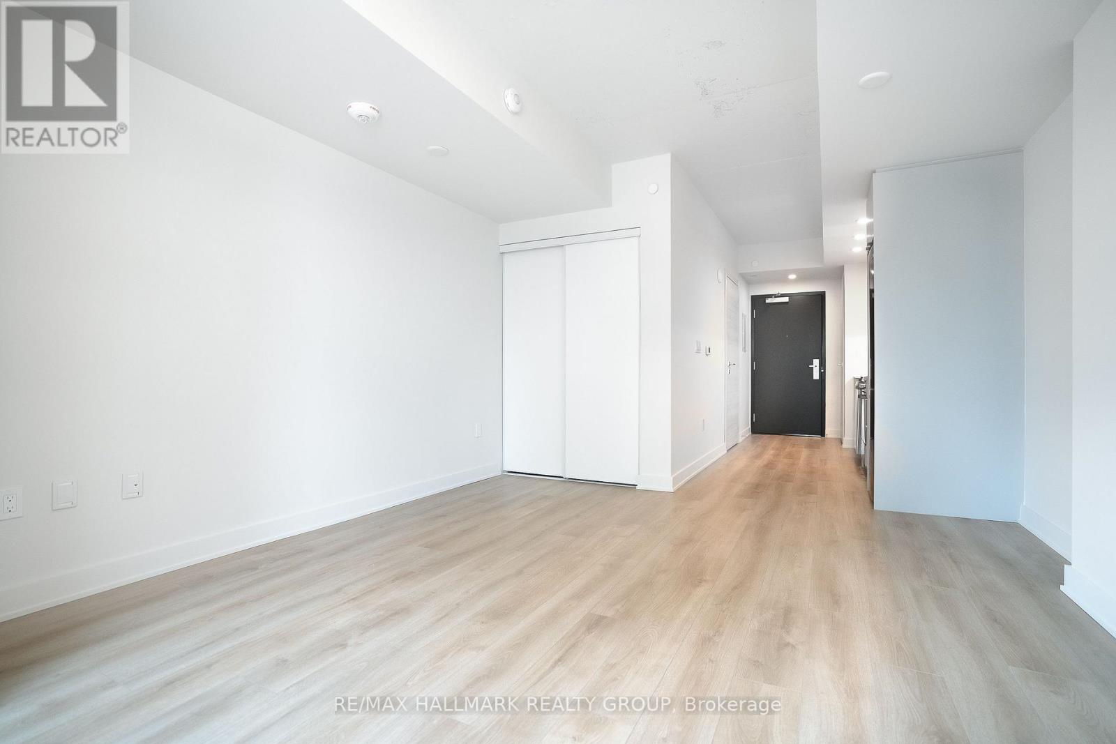 2308 - 199 Rideau Street, Ottawa, Ontario  K1N 0E9 - Photo 9 - X12959920