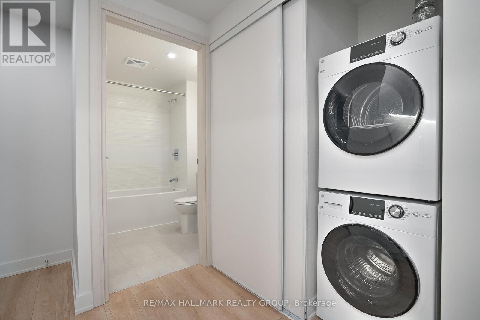 2214 - 199 Rideau Street, Ottawa, Ontario  K1N 0E9 - Photo 11 - X12959922