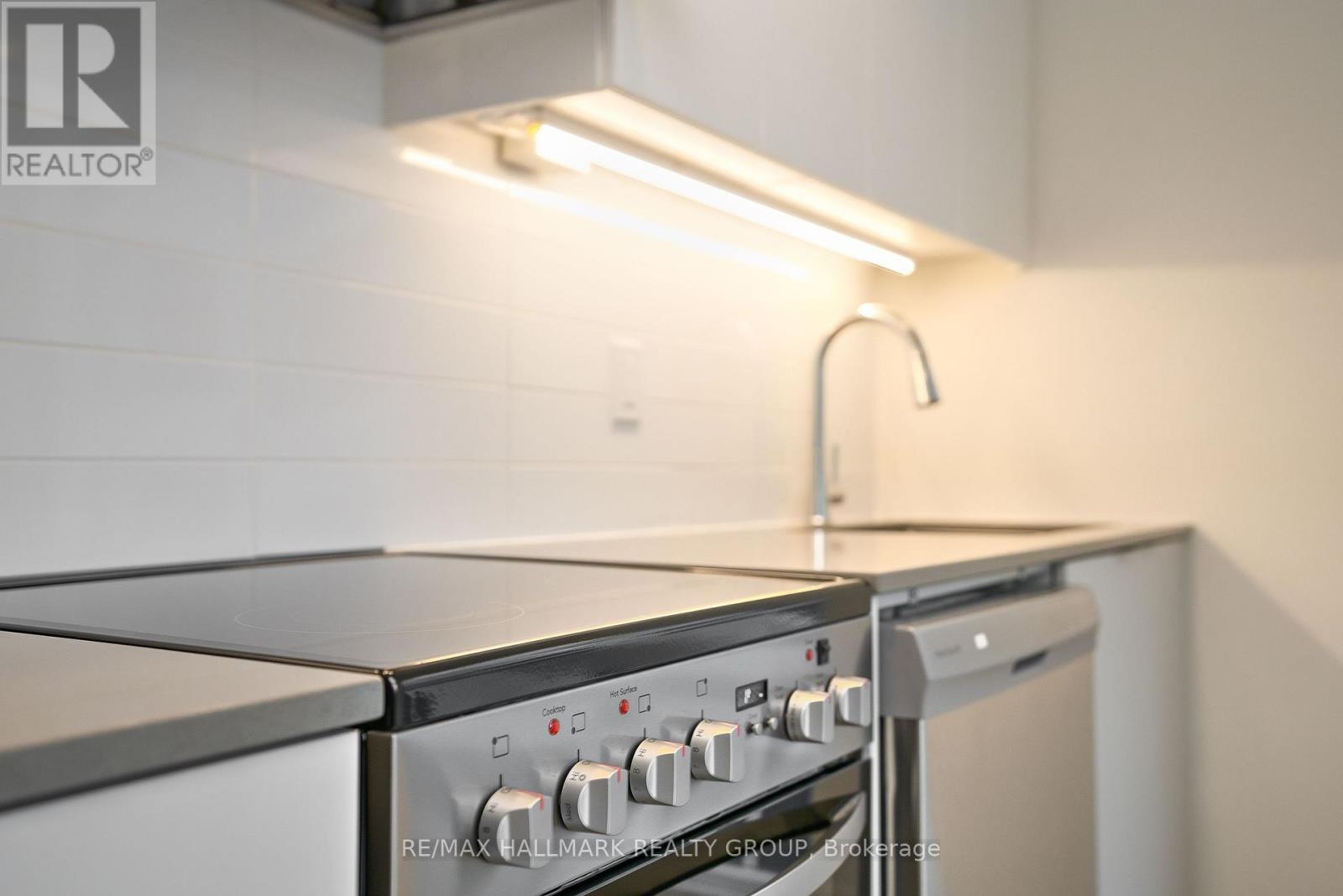 1903 - 199 Rideau Street, Ottawa, Ontario  K1N 0E9 - Photo 8 - X12959924