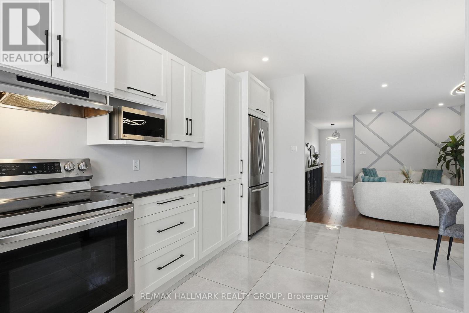 294 Trillium Circle, Alfred And Plantagenet, Ontario  K0A 3K0 - Photo 13 - X12959926