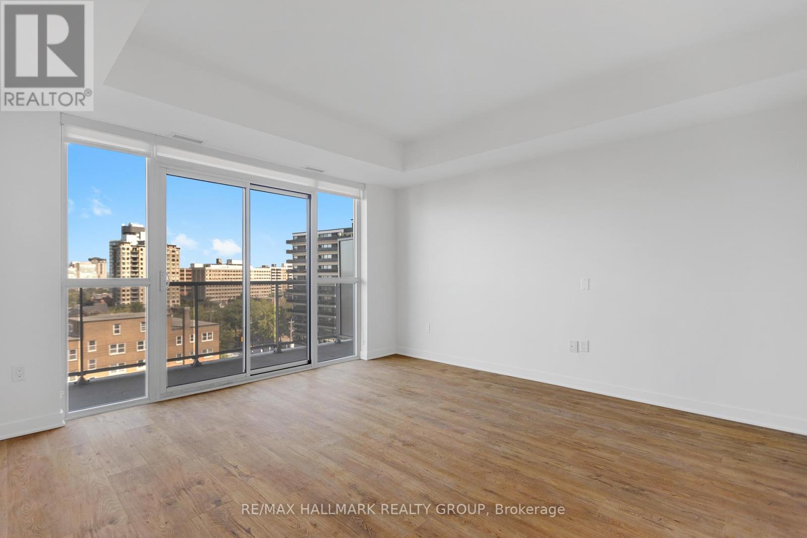 303 - 192 Bronson Avenue, Ottawa, Ontario  K1R 0E7 - Photo 6 - X12959930