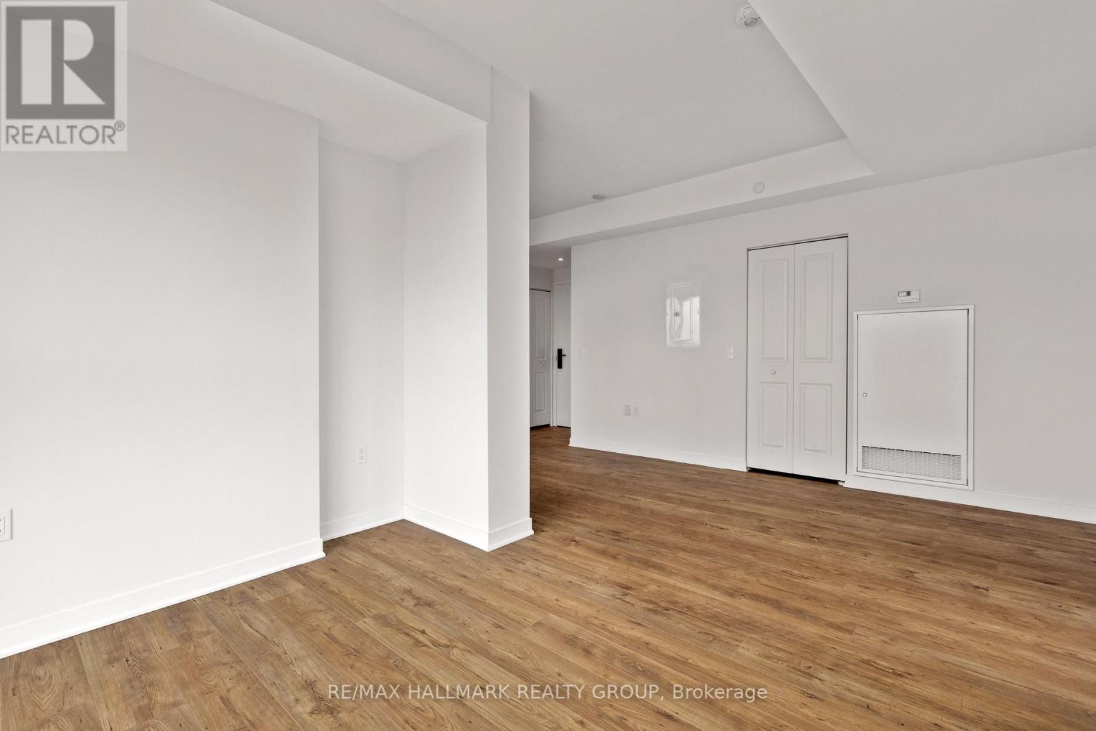 604 - 192 Bronson Avenue, Ottawa, Ontario  K1R 0E7 - Photo 9 - X12959932