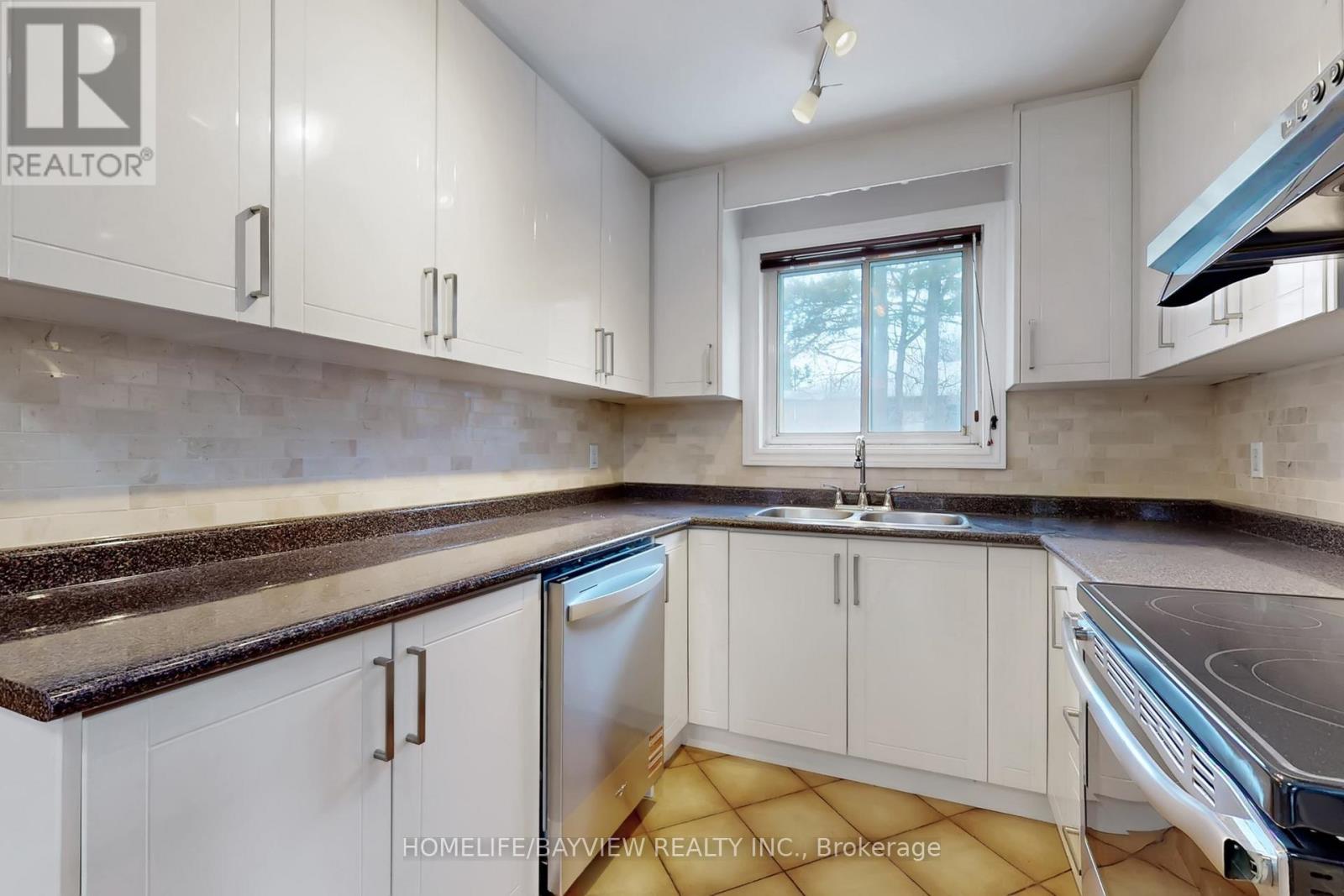 22 Marowyne Drive, Toronto, Ontario  M2J 2A4 - Photo 27 - C12931166