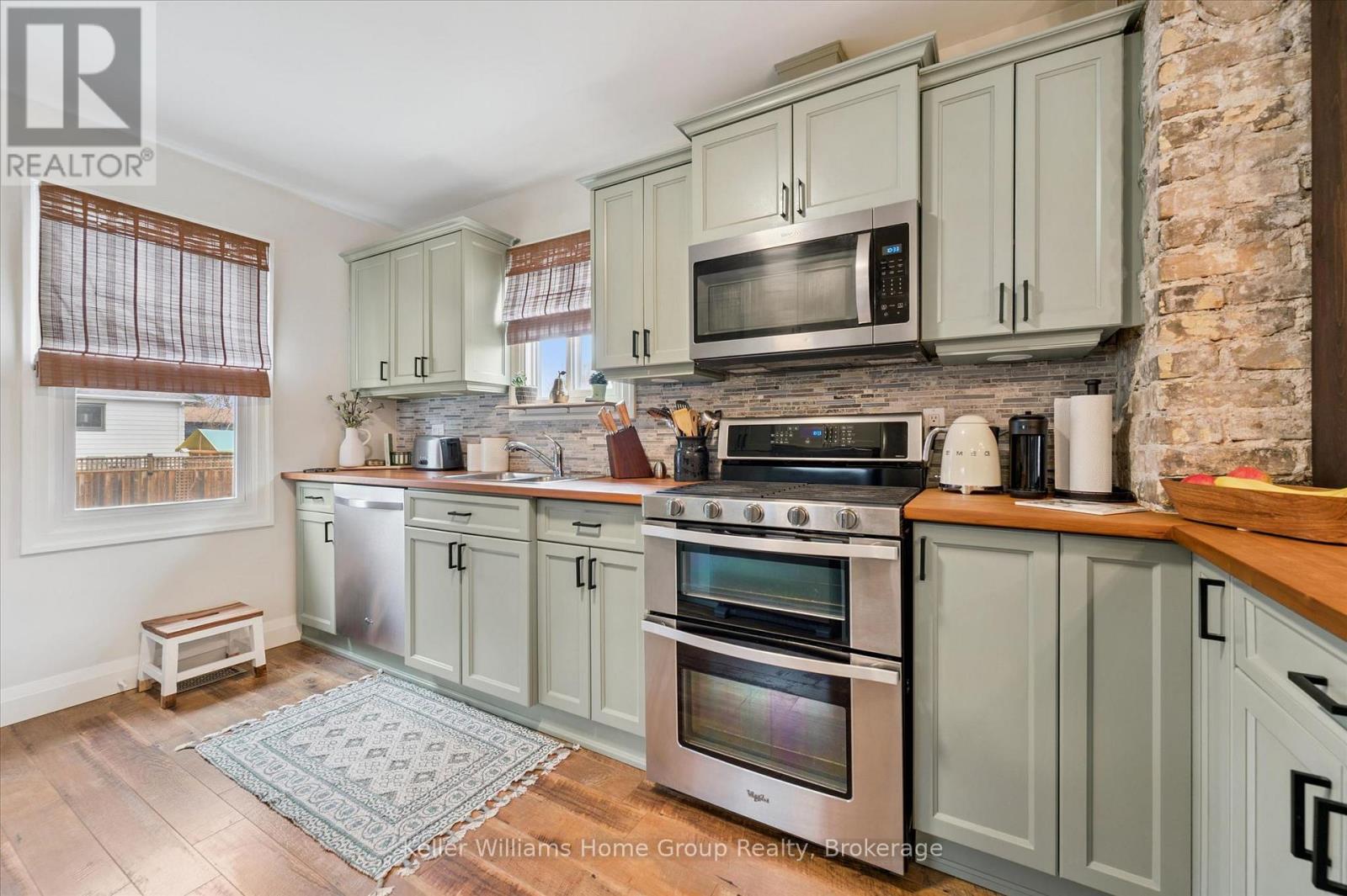 69 Irvine Street, Centre Wellington, Ontario  N0B 1S0 - Photo 12 - X12959698