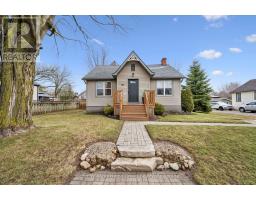 69 IRVINE STREET, centre wellington (elora/salem), Ontario