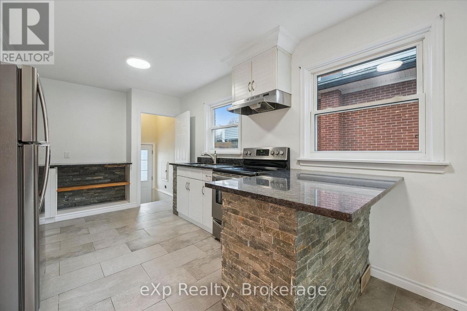 14 Lincoln Crescent, Guelph, Ontario N1E 1Y8 - Photo 10 - X12959710