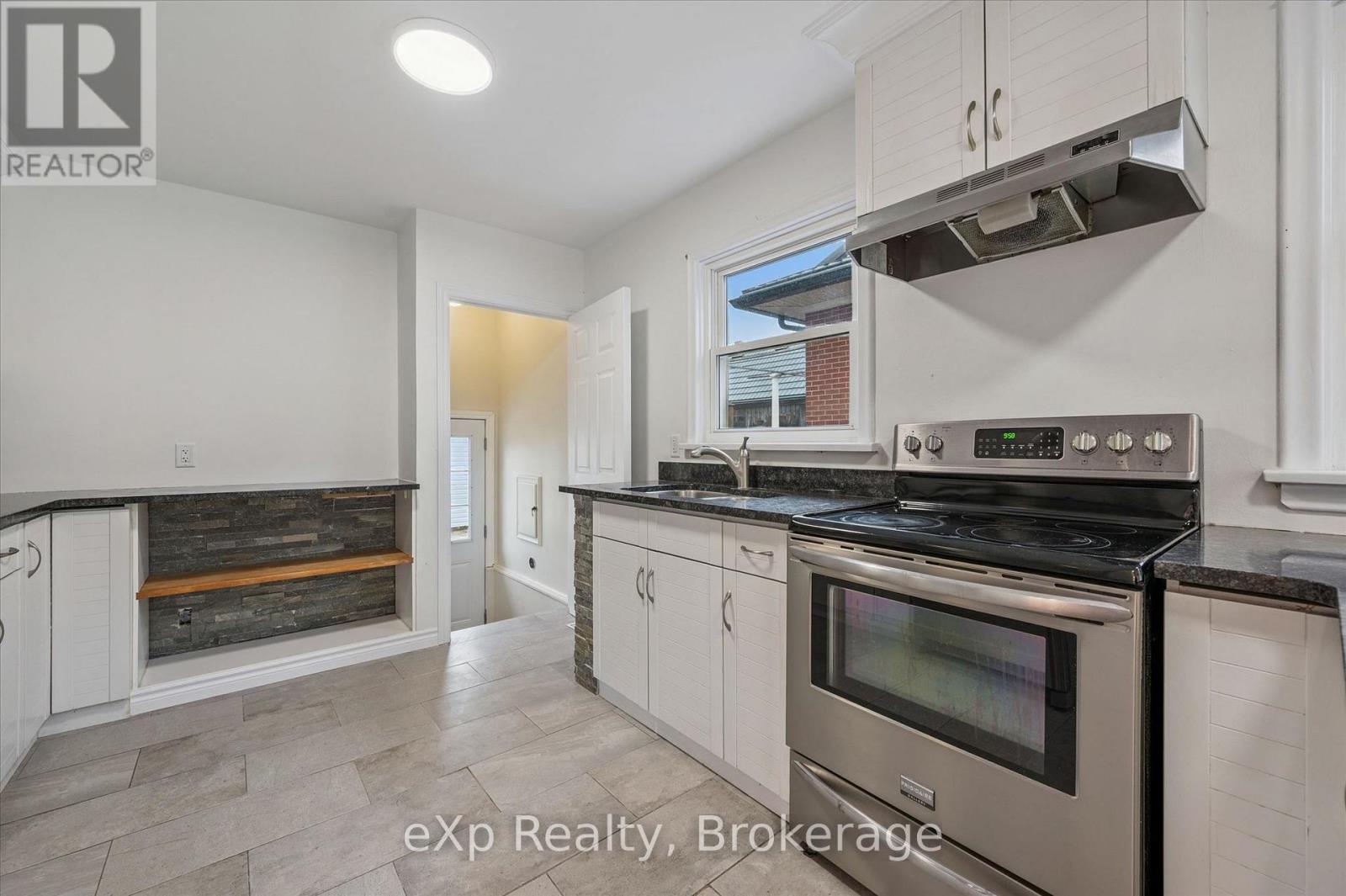 14 Lincoln Crescent, Guelph, Ontario N1E 1Y8 - Photo 11 - X12959710