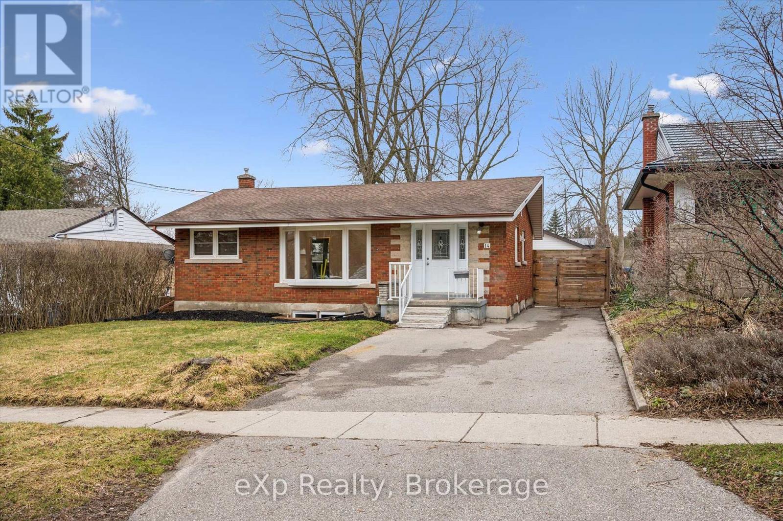 14 Lincoln Crescent, Guelph, Ontario N1E 1Y8 - Photo 2 - X12959710