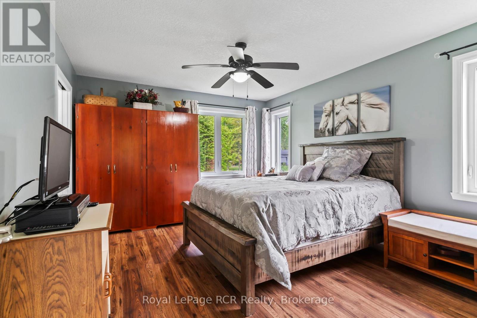 615 Cayuga Crescent, Huron-Kinloss, Ontario  N2Z 2X3 - Photo 21 - X12959818