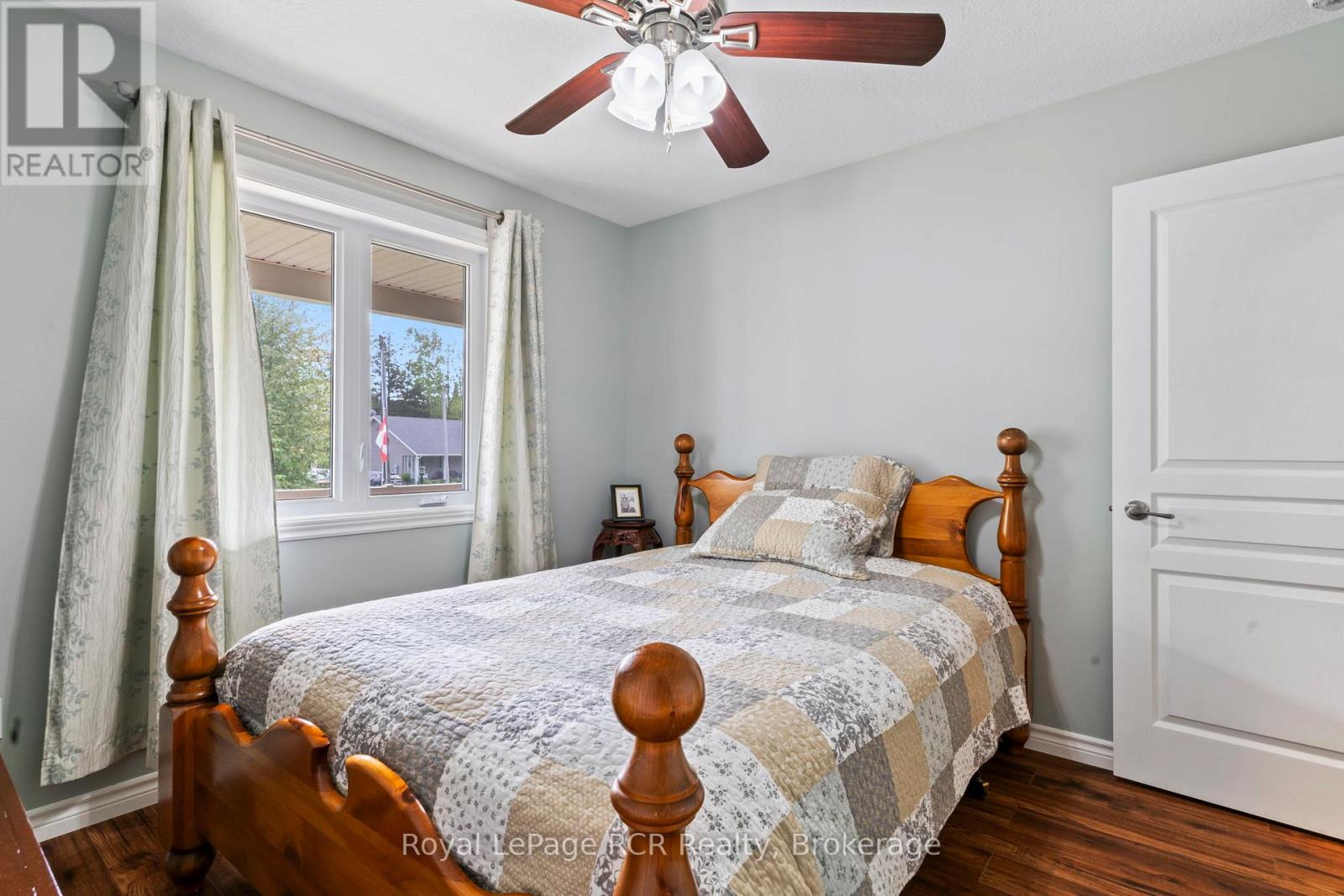 615 Cayuga Crescent, Huron-Kinloss, Ontario  N2Z 2X3 - Photo 24 - X12959818