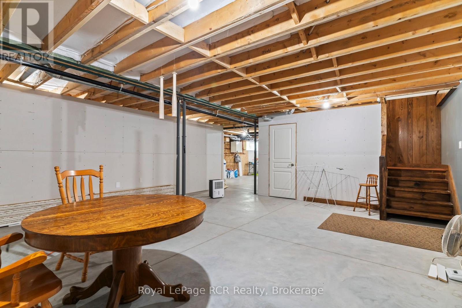 615 Cayuga Crescent, Huron-Kinloss, Ontario  N2Z 2X3 - Photo 28 - X12959818