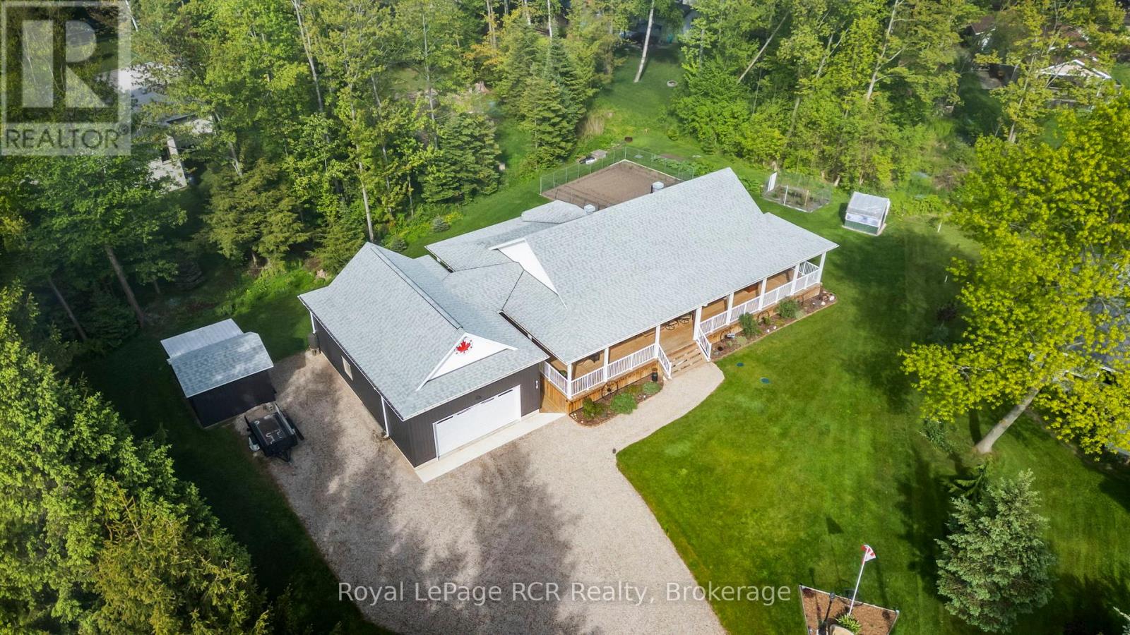 615 Cayuga Crescent, Huron-Kinloss, Ontario  N2Z 2X3 - Photo 4 - X12959818