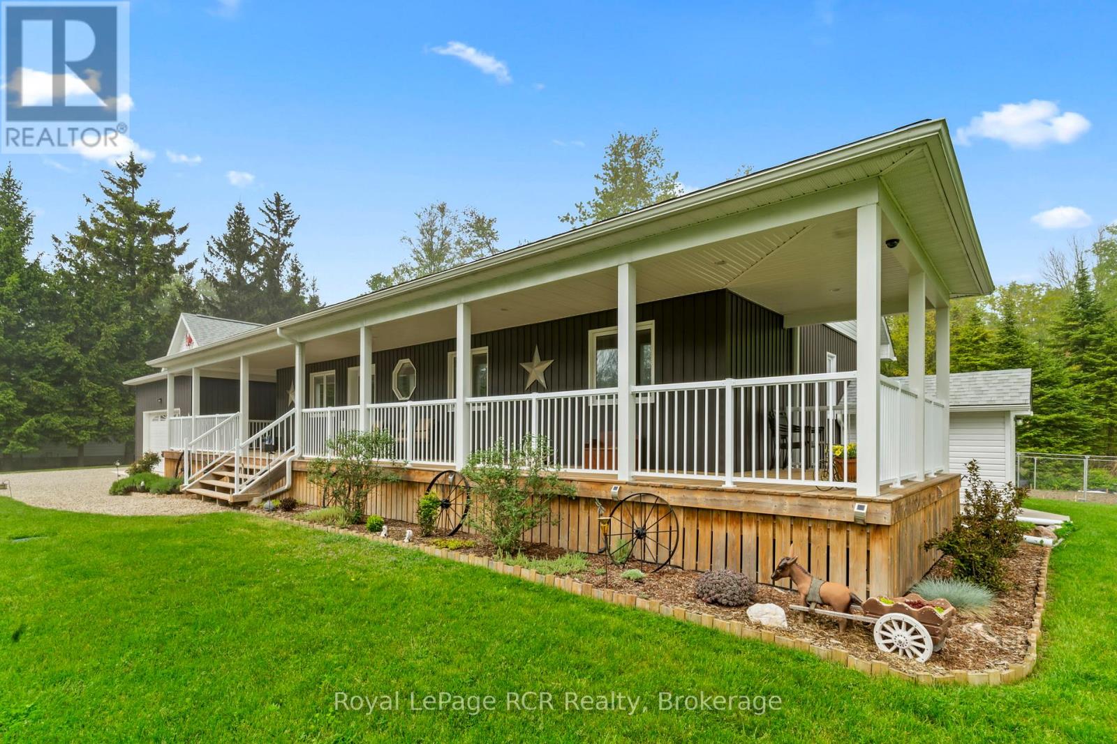 615 Cayuga Crescent, Huron-Kinloss, Ontario  N2Z 2X3 - Photo 44 - X12959818